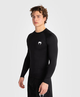 Venum Men's Contender Long Sleeve Rashguard | Black/White