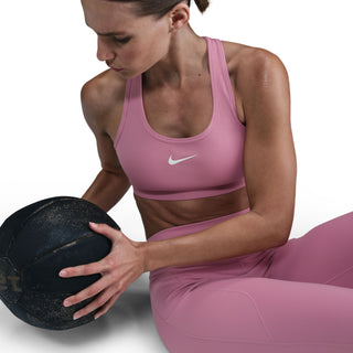 Nike Swoosh Medium Support Sports Bra | Elemental Pink