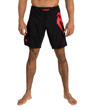 Venum Light 5.0 Fight Shorts | Black/Red