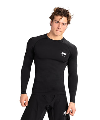 Venum Men's Contender Long Sleeve Rashguard | Black/White