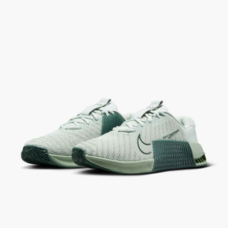 Nike Womens Metcon 9 | Light Silver/Vintage Green