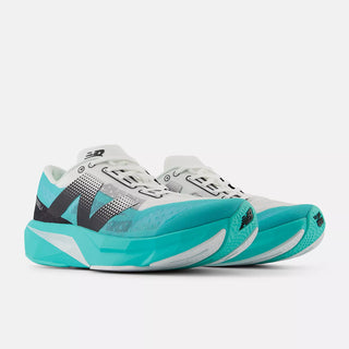 New Balance Mens FuelCell Rebel v4 | Cyber Jade/White