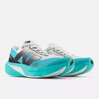 New Balance Womens FuelCell Rebel v4 | Cyber Jade